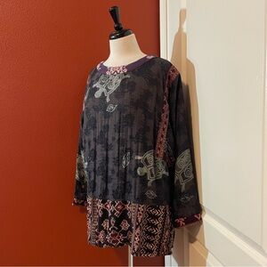 Kusnadi Women’s Black Rayon Batik Art To Wear Abstract Bohemians Tunic Top